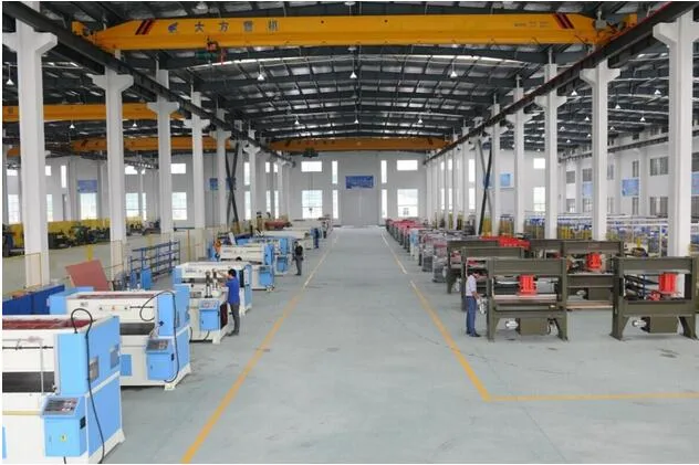 Hydraulic Receding Head Rubber Die Cutting Machine